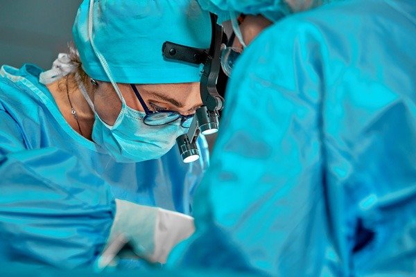 What Are the Risks or Complications of Neuroendocrine Tumour Surgery?